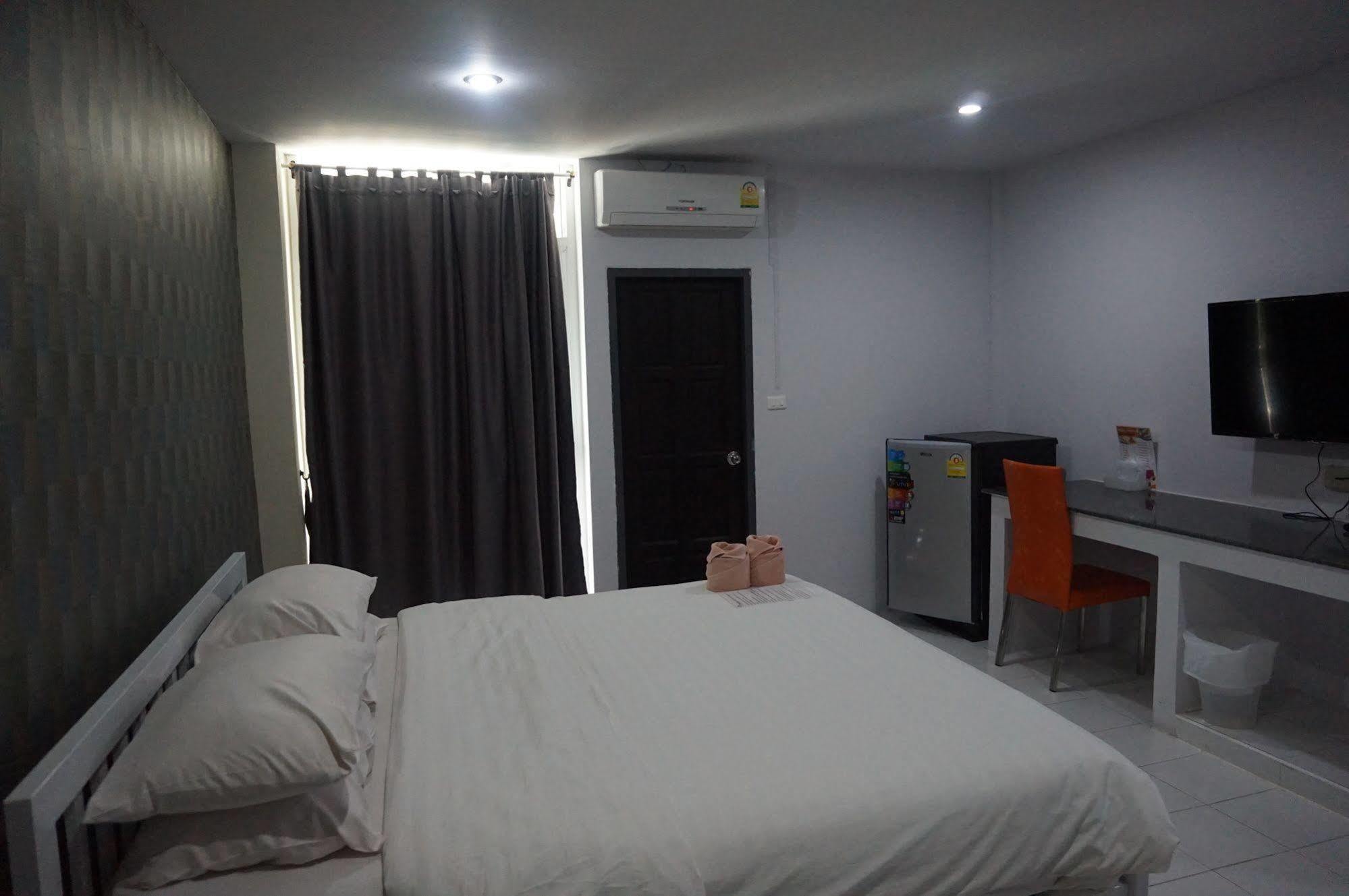 The One Phetchabun Aparthotel Buitenkant foto